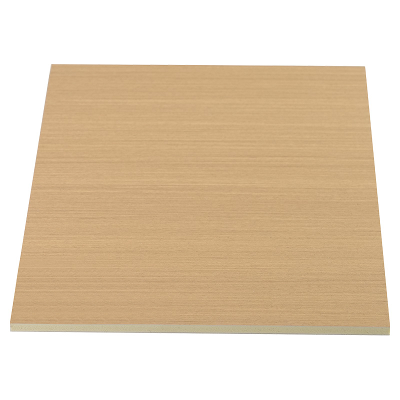 1220mm Lebar Tinggi Tekstur Glosture Poliester Filem Bambu Arang Kayu Veneer Yellow Core Co-extruded Panel PVC